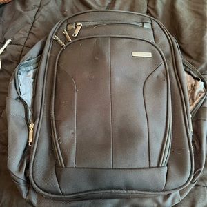 Large samsonite laptop backpack for men or women
